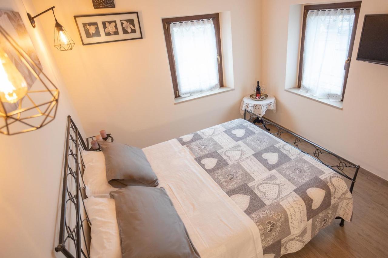 Bed and Breakfast Il Casolare Градара Экстерьер фото